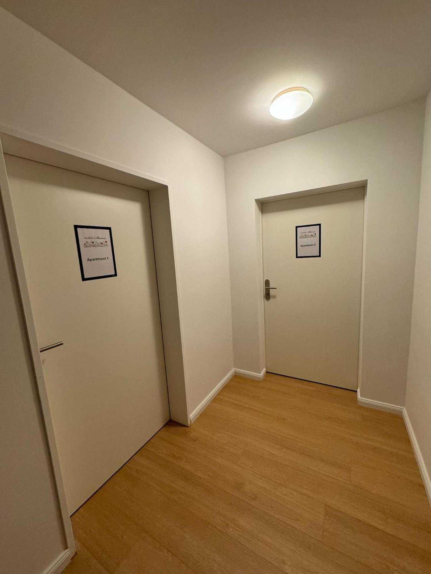 Fc-Apartmenthaus Falkensee Mit Grossem Garten Und Pkw Stellflaechen 外观 照片