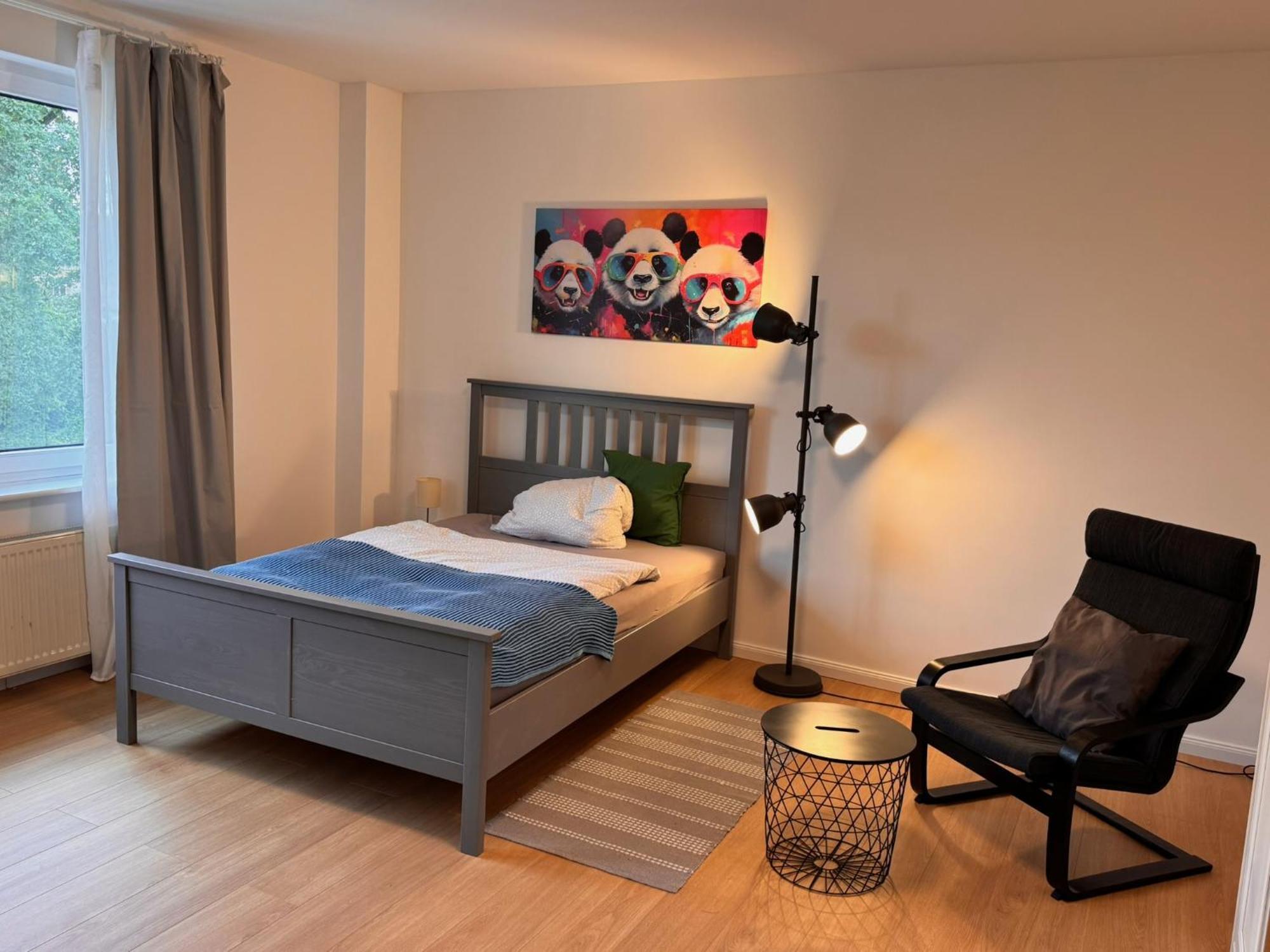 Fc-Apartmenthaus Falkensee Mit Grossem Garten Und Pkw Stellflaechen 外观 照片